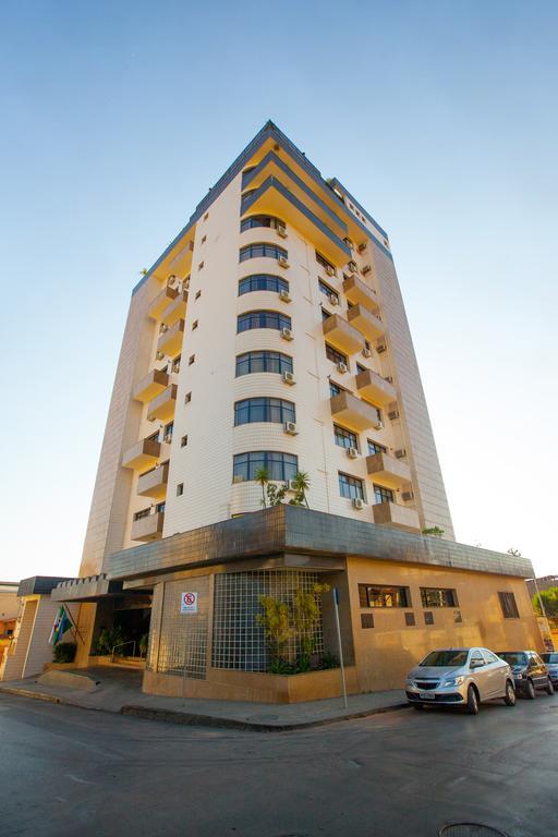 Dimas Lessa Hotel Montes Claros Exteriör bild
